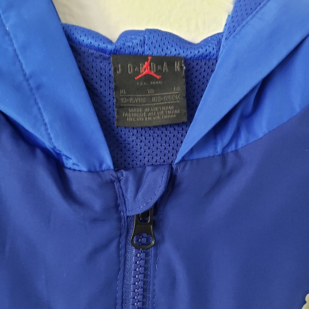 Jordan Jacket - Picture 3 of 10